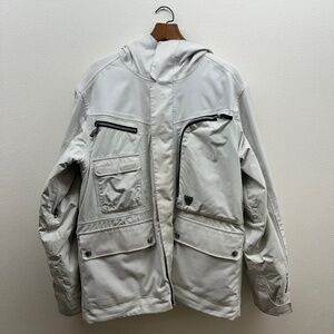 Burton White Collection DRYRIDE Snowboard Jacket โ Menโs Medium